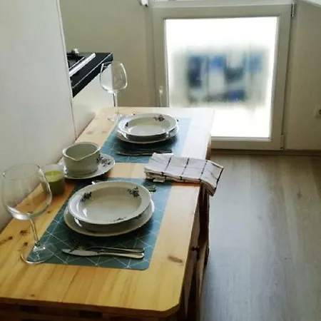 Apartman Margarita * 奥米什